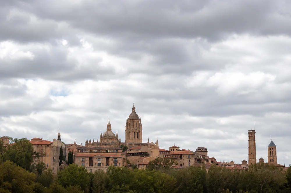 Vistas a la Catedral de Segovia desde la habitación Catedral del Hostal Matilda's